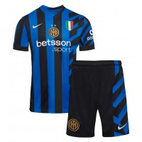 Camiseta Inter Milan Alessandro Bastoni #95 Primera Equipación Replica 2024-25 para niños mangas cortas (+ Pantalones cortos)